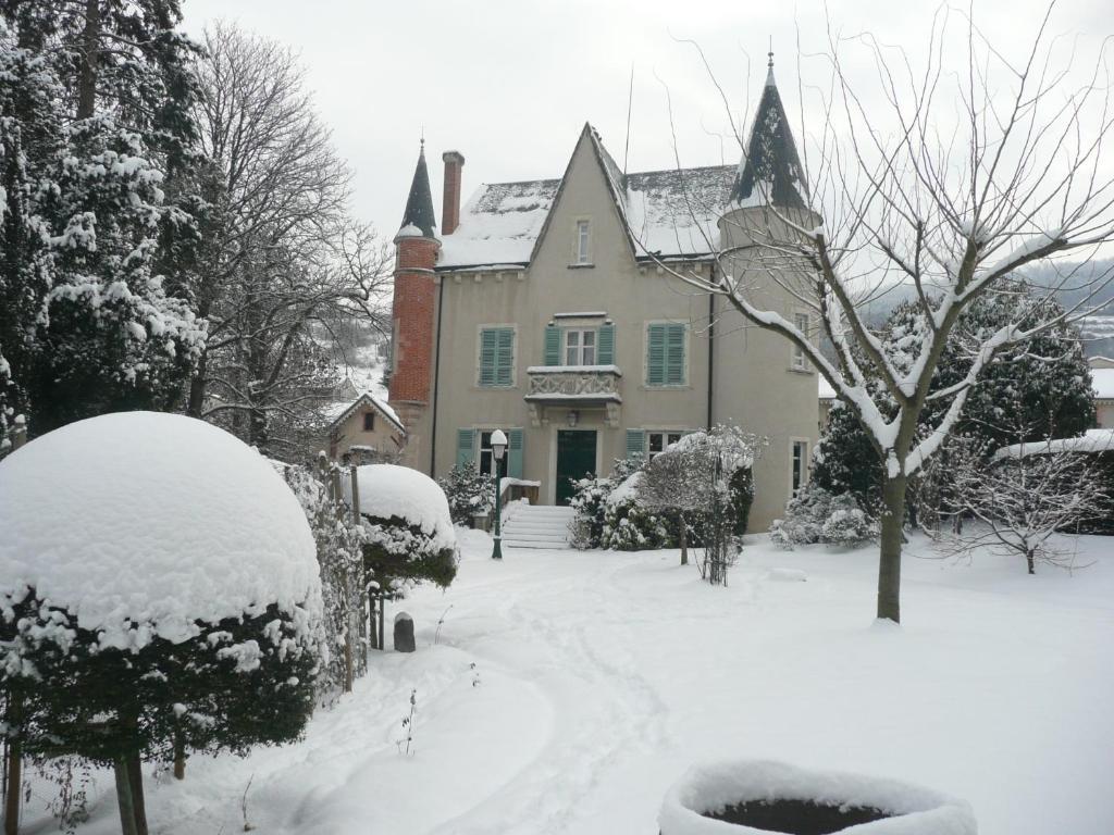 Au Fond De La Cour Bed & Breakfast Veyre-Monton Ngoại thất bức ảnh